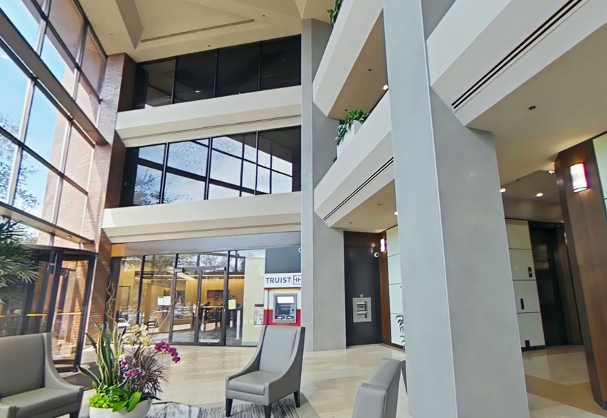 More Photos Of 9901 W Interstate 10, San Antonio Office Residential For Lease