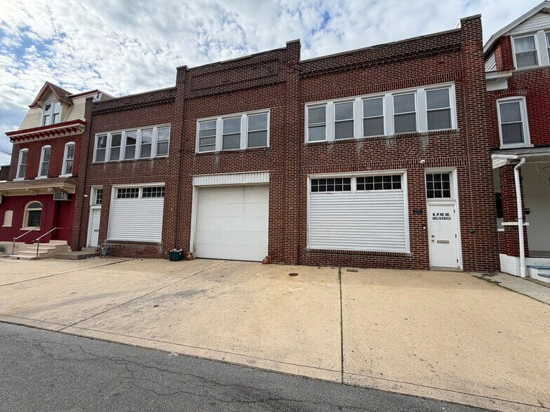 More Photos Of 921 W Washington St, Allentown Warehouse For Lease