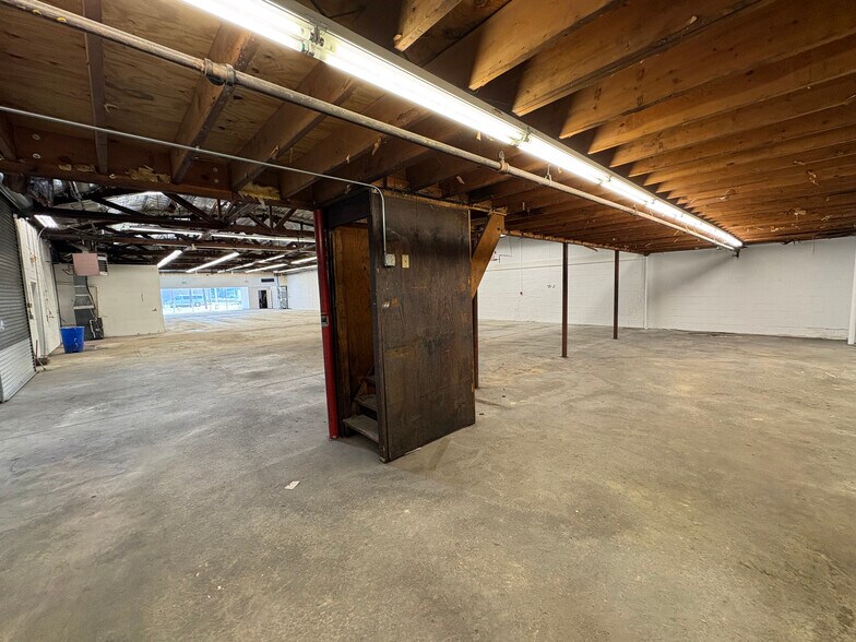 More Photos Of 815 Asbury Ave, Asbury Park Freestanding For Lease