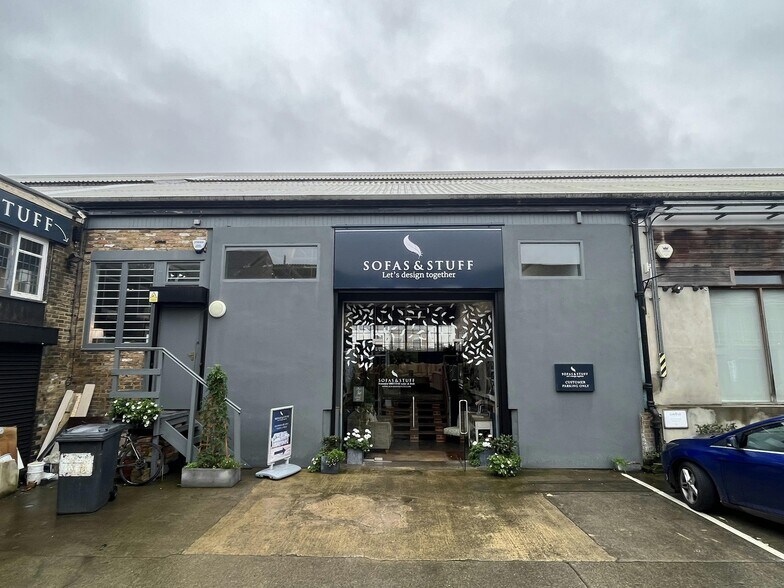 More Photos Of 33-39 Parsons Green Ln, London Warehouse For Lease