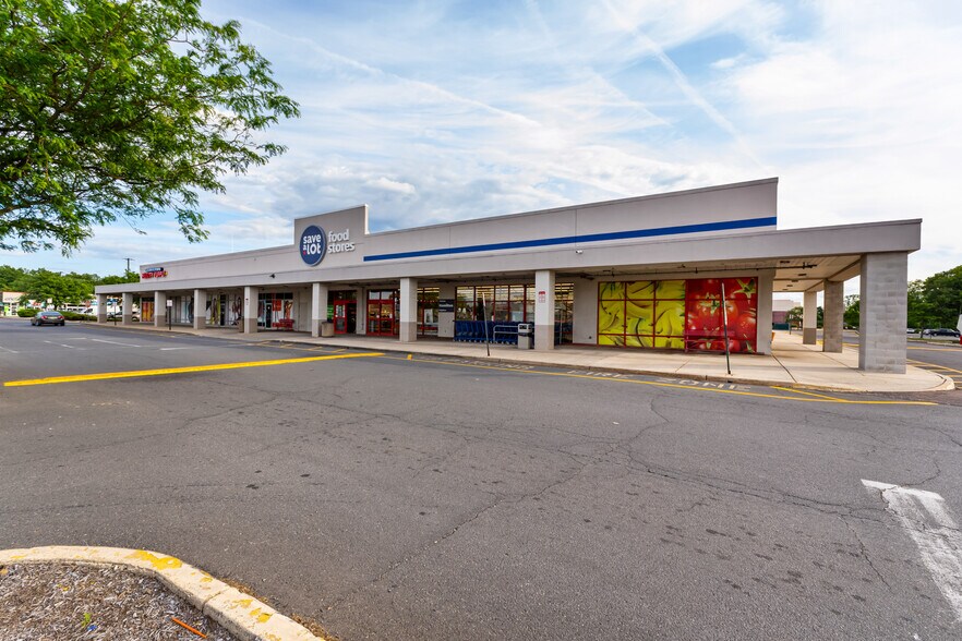 More Photos Of 2465 S Broad St, Hamilton Unknown For Lease