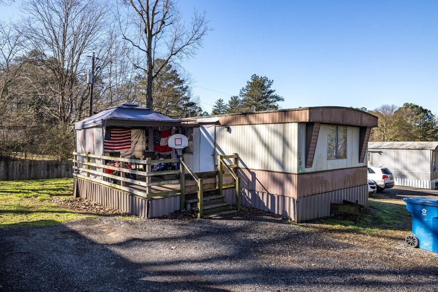 More Photos Of 3020 Old Summerville Rd, Armuchee Manufactured Housing Mobile Home Park For Sale