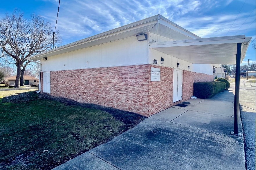 More Photos Of 3023 29th st, Des Moines Religious Facility For Sale