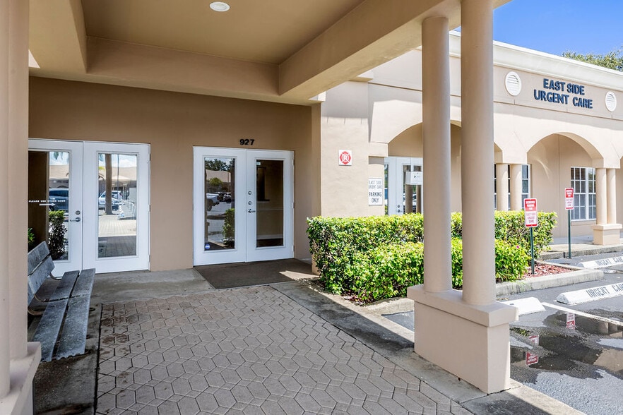 More Photos Of 923-931 37th Pl, Vero Beach Medical For Lease