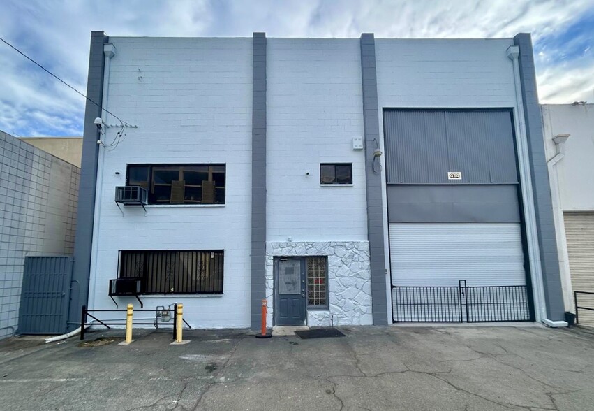 Primary Photo Of 414 W Florence Ave, Inglewood Warehouse For Sale