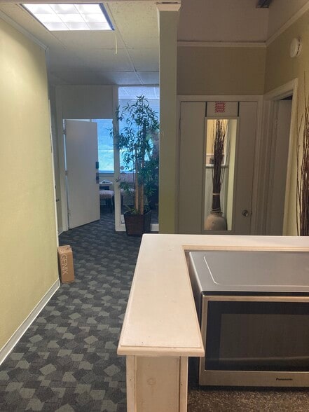 More Photos Of 2003 N Lamar Blvd, Austin Office For Lease