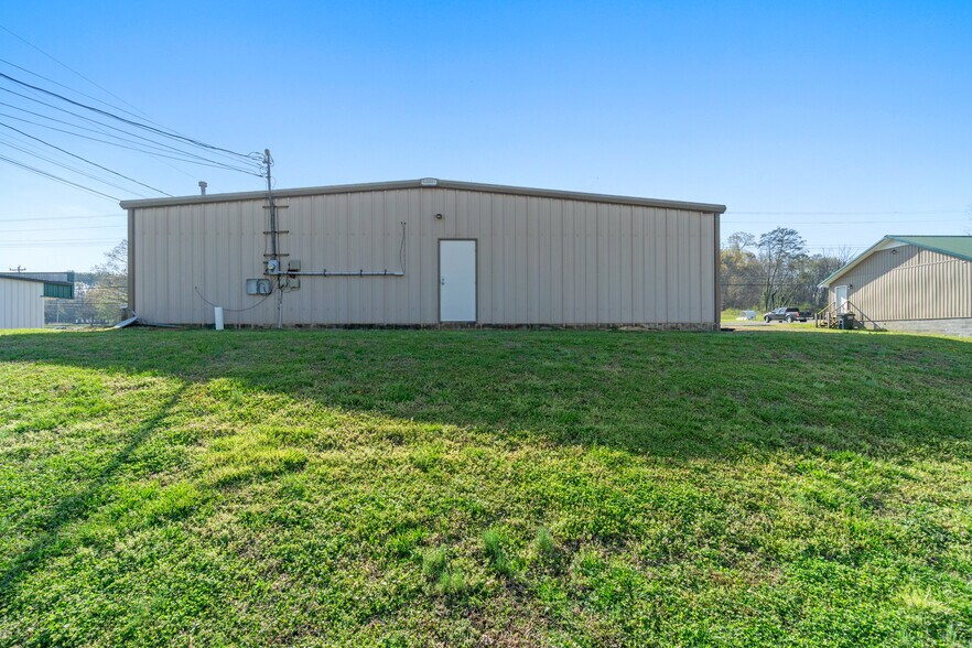 More Photos Of 3565 Main St, Jasper Office For Sale