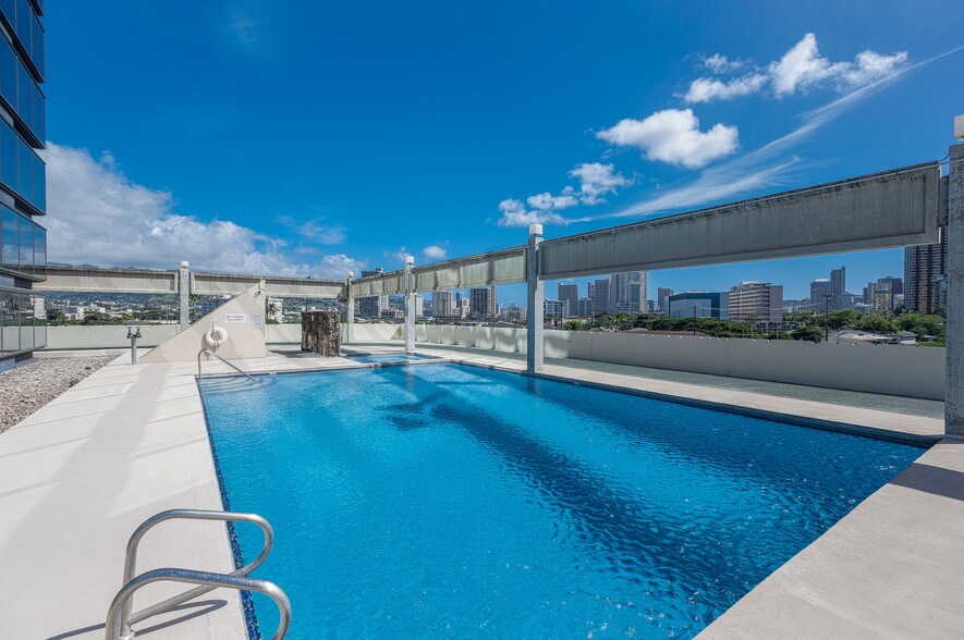 More Photos Of 1750 kalakaua Ave, Honolulu Office For Lease