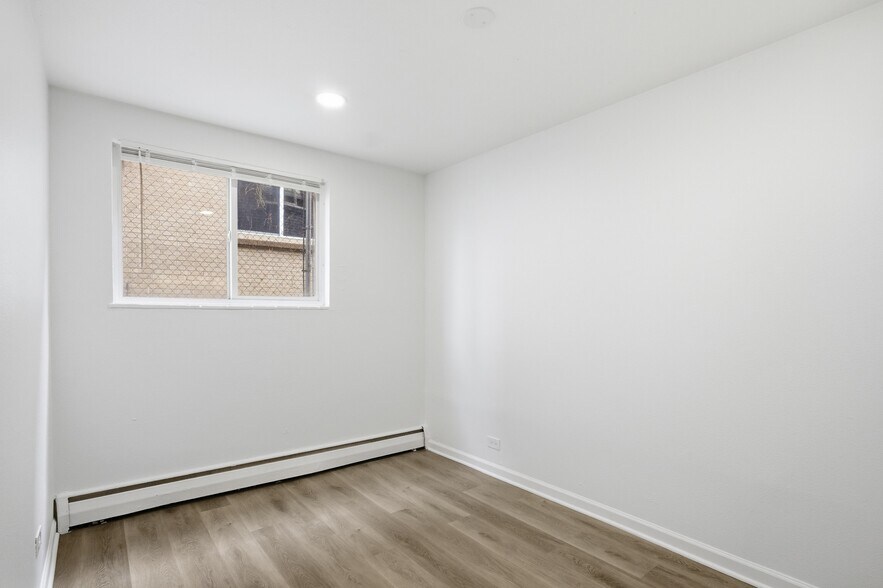 More Photos Of 1592 Lansing St, Aurora Apartments For Sale