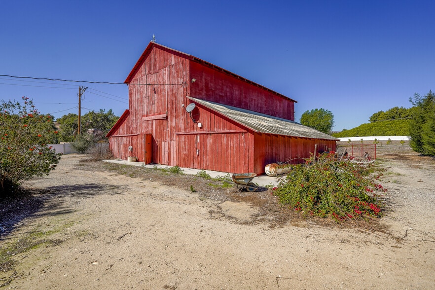 More Photos Of 6137 Grimes Canyon Rd, Moorpark Land For Lease