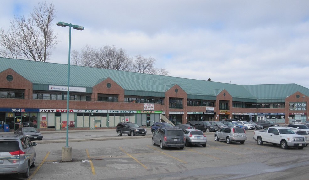 More Photos Of 126 Wellington St W, Aurora Freestanding For Lease
