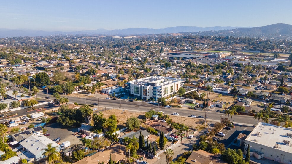 More Photos Of 1559 N Santa Fe Ave, Vista Apartments For Sale