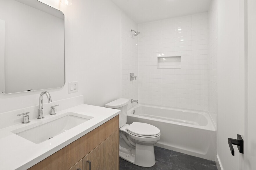 More Photos Of 26 Homestead Ln, Greenwich Apartments For Sale