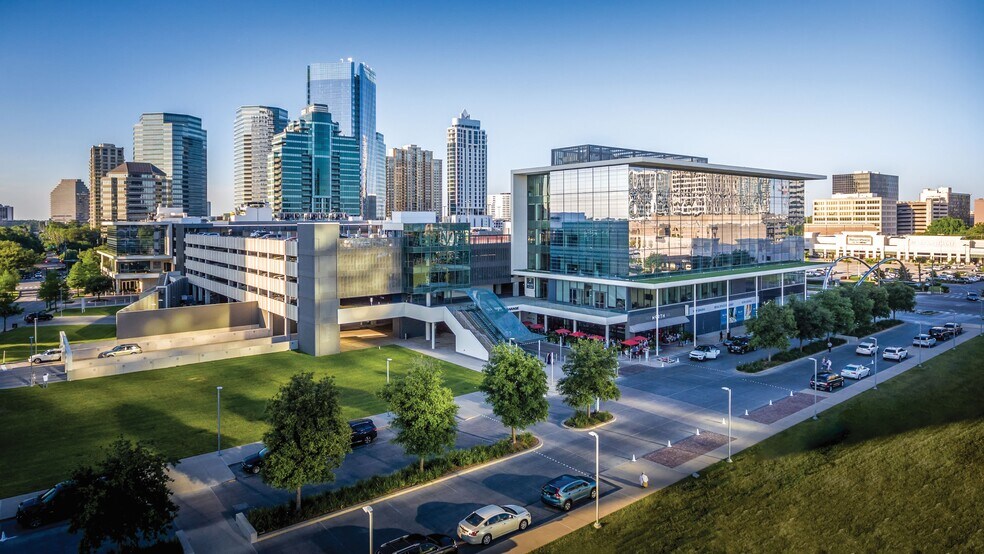 More Photos Of 1700 Post Oak Blvd, Houston Coworking Space