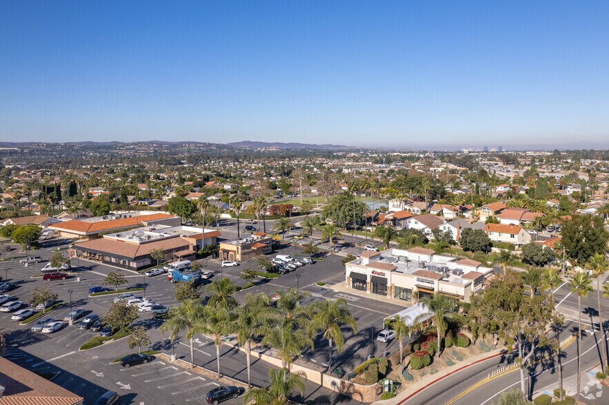 More Photos Of 25254-25260 La Paz Rd, Laguna Hills Unknown For Lease