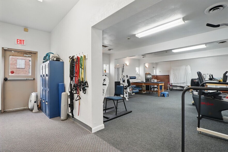 More Photos Of 507 Pittsburgh St, Springdale Rehabilitation Center For Sale