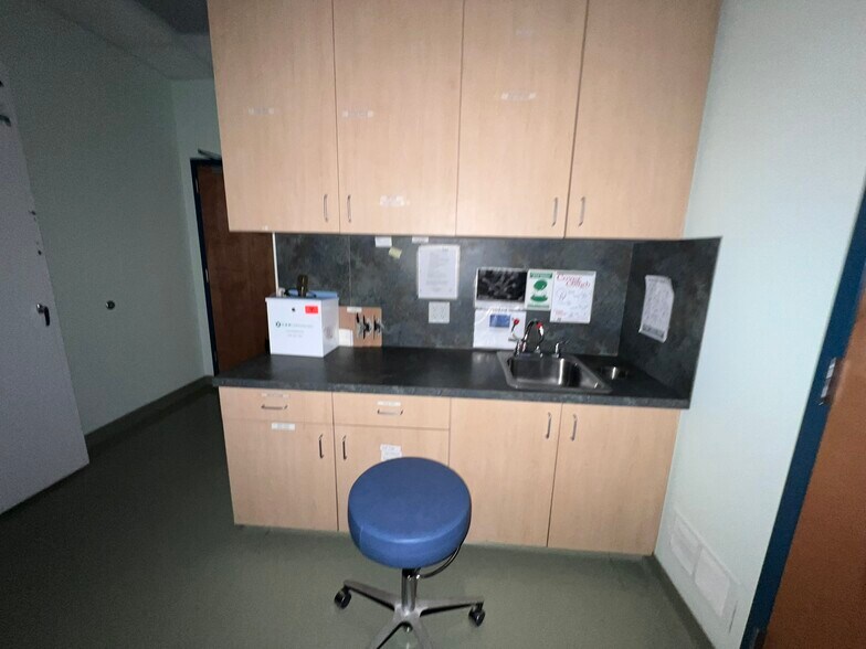 More Photos Of , Glenn Dale Office For Sale