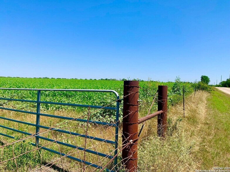 More Photos Of 4703 Scenic Lake Dr, Schertz Land For Sale