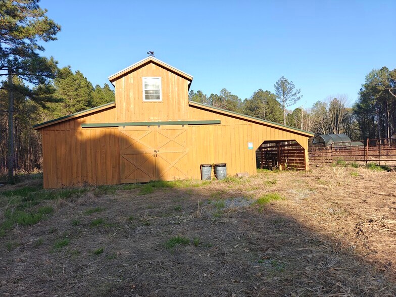 More Photos Of 990 Glovers Grove Church Rd, Siler City Specialty For Sale