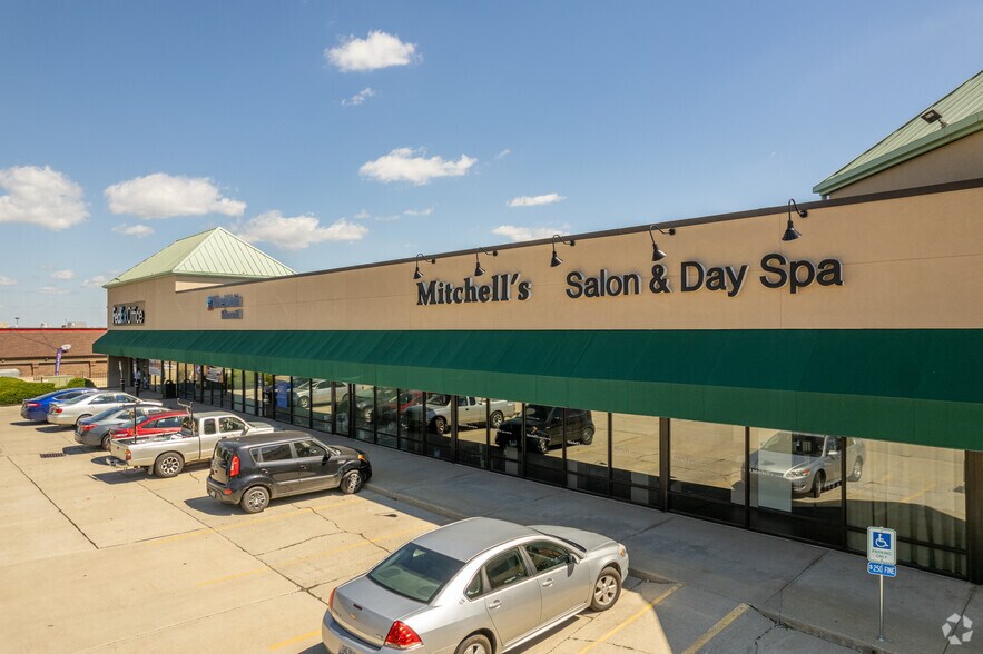 More Photos Of 11330-11338 Princeton Pike, Cincinnati Unknown For Lease