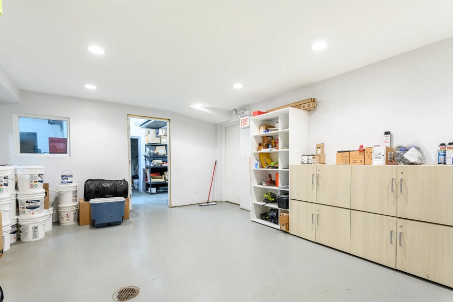 More Photos Of 242 N Western Ave, Chicago Warehouse For Sale