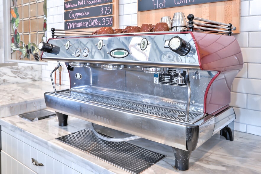 More Photos Of 923 S Bascom Ave, San Jose Restaurant For Sale