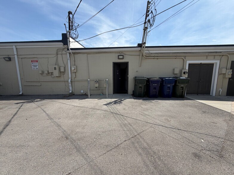 More Photos Of 1983-1999 Harrodsburg Rd, Lexington Unknown For Lease