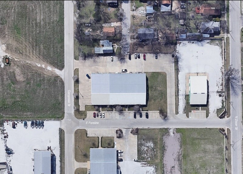 More Photos Of 114 E Foreline St, Gainesville Office For Sale