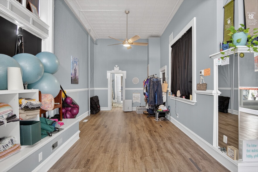 More Photos Of 104-110 S Hill Ave, South Hill Office Residential For Sale