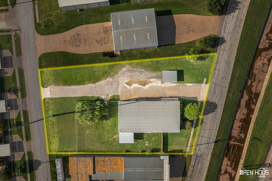 More Photos Of 4200 Henry S Grace Fwy, Wichita Falls Office For Lease