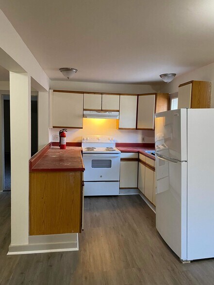 More Photos Of 48 Summer St, Rutland Apartments For Sale