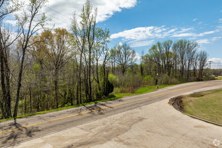 More Photos Of Hwy 70 @ Hwy 412, Jackson Warehouse For Lease