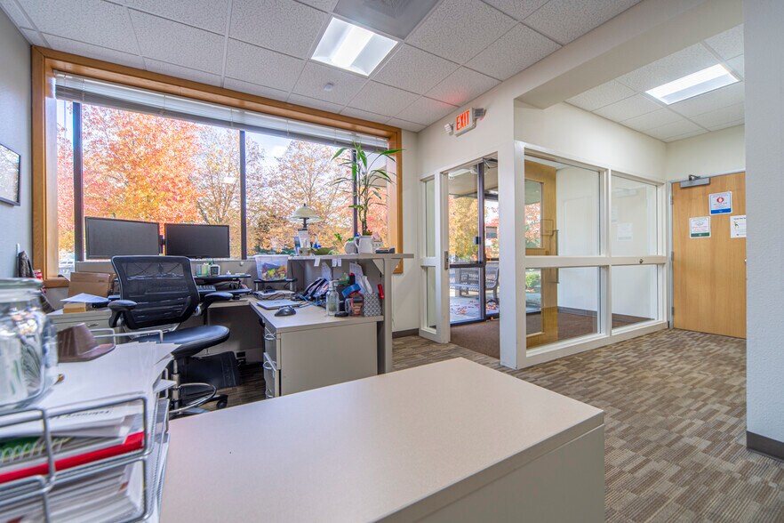 More Photos Of 2755 Pence Loop SE, Salem Medical For Sale