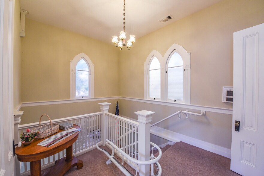 More Photos Of 65 N Washington St, Sonora Religious Facility For Sale