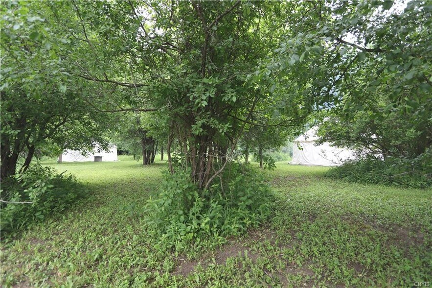 More Photos Of 14211 Dodge Ave, Sackets Harbor General Retail For Sale