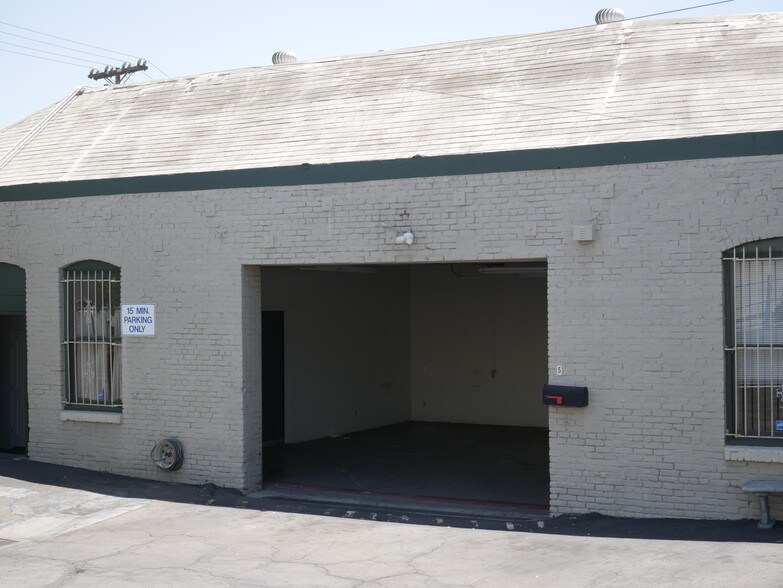 More Photos Of 3450 N Verdugo Rd, Glendale Storefront For Sale