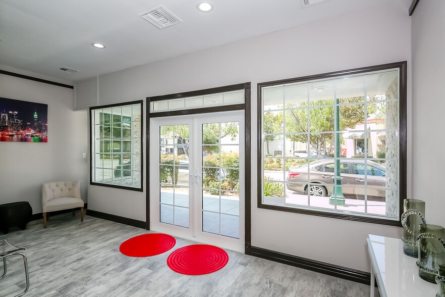 More Photos Of 218-220 S Myrtle Ave, Monrovia Storefront Retail Office For Sale