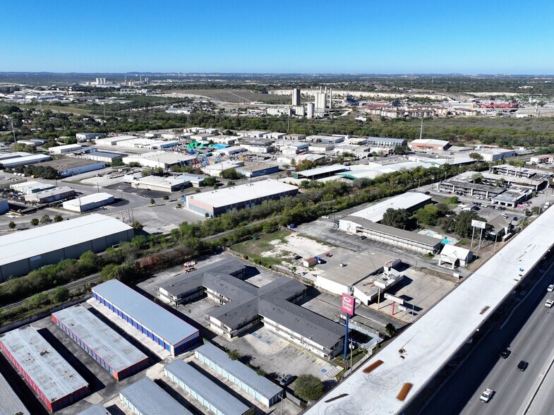 More Photos Of 9503 N Interstate 35, San Antonio Hotel For Sale