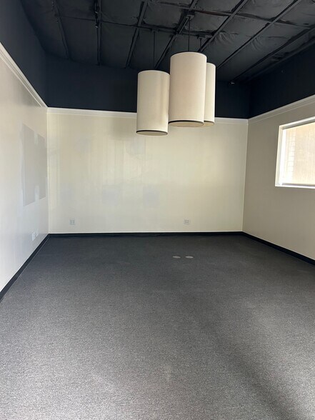 More Photos Of 1001 Colorado Ave, Santa Monica Flex For Lease