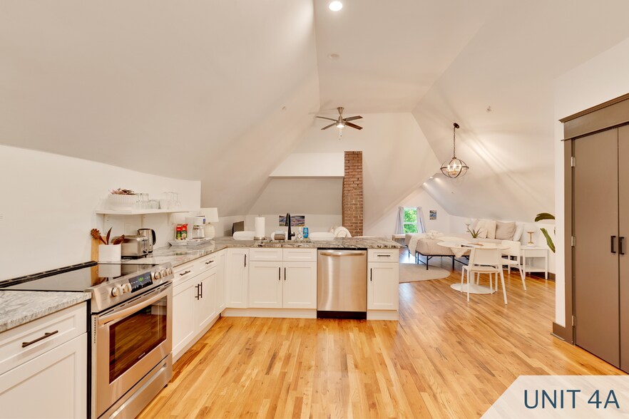 More Photos Of 406 High St, Chattanooga Office Residential For Sale