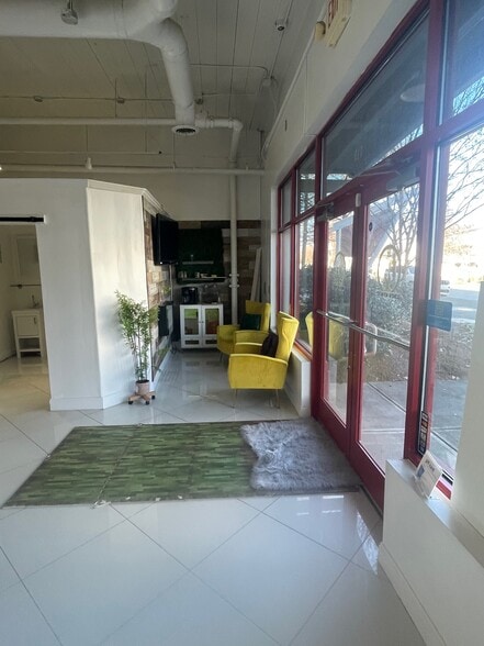 More Photos Of 572 Edgewood Ave SE, Atlanta Apartments For Lease