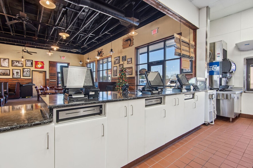 More Photos Of 2470 Gum Branch Rd, Jacksonville Restaurant For Sale