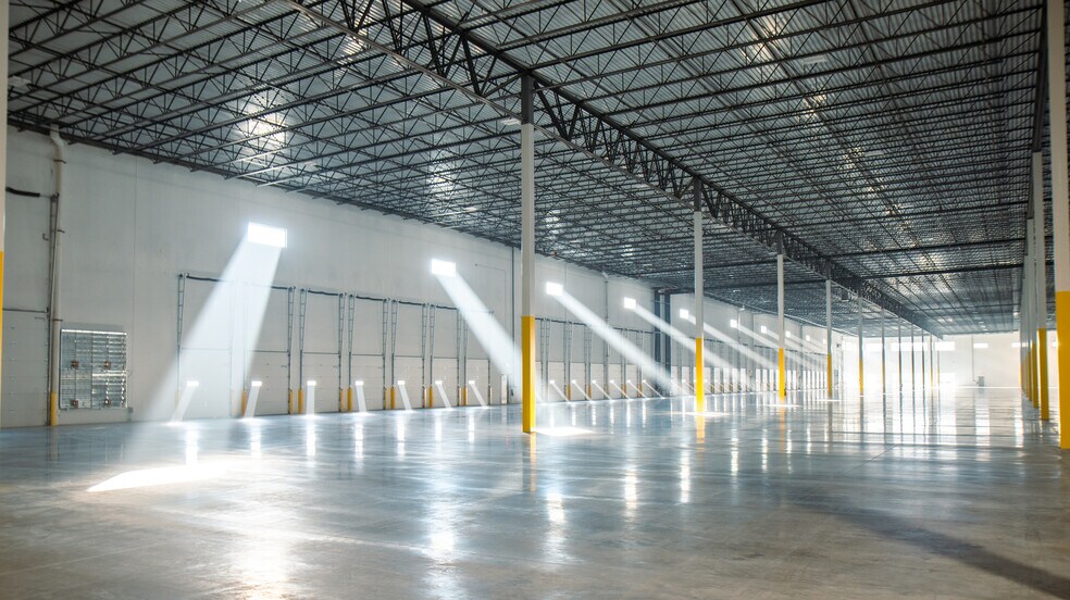 More Photos Of 1120 Tollgate Rd, Elgin Distribution For Lease