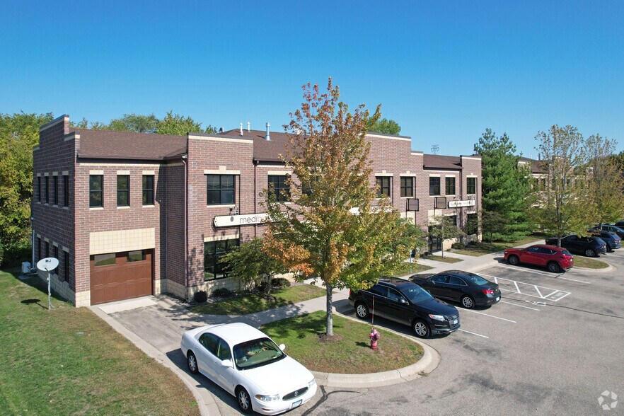 More Photos Of 8674-8696 Eagle Creek Cir, Savage Office For Sale