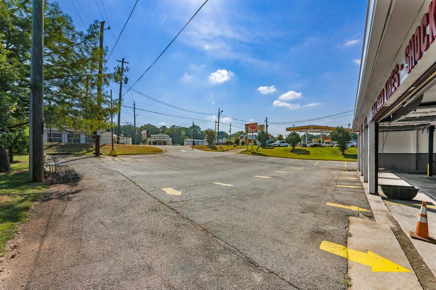 More Photos Of 2059 Candler Rd, Decatur Auto Repair For Sale
