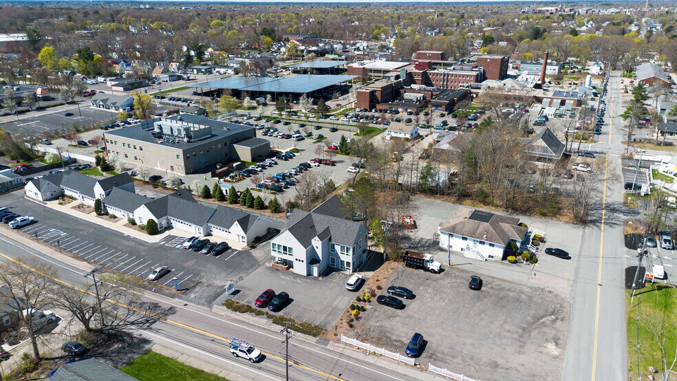 More Photos Of 189 Quincy St, Brockton Medical For Sale