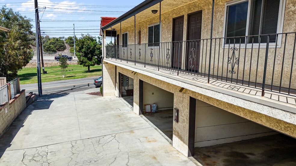 More Photos Of 508 W Imperial Ave, El Segundo Apartments For Sale