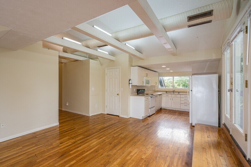 More Photos Of , Columbus Multifamily For Sale