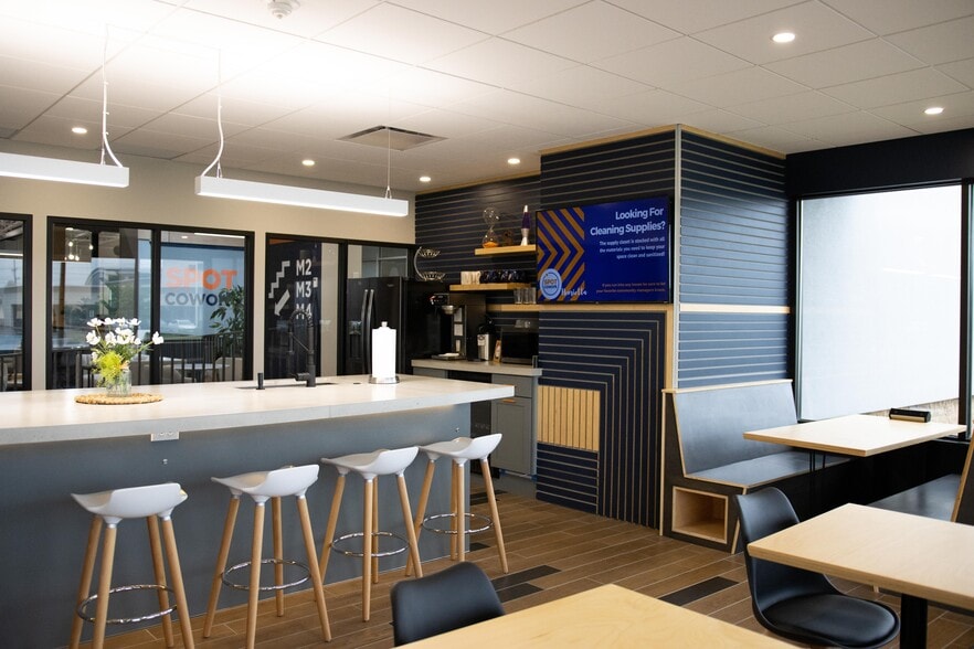 More Photos Of 21 Goodway Dr, Rochester Coworking Space