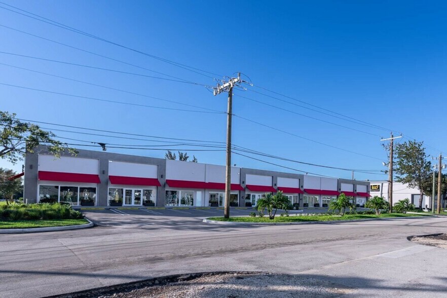 More Photos Of 7850 NW 32nd St, Doral Storefront For Lease